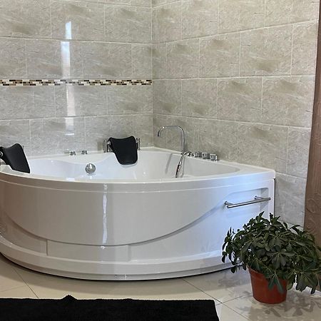 Suite Con Jacuzzi En Rio Laja Zewnętrze zdjęcie